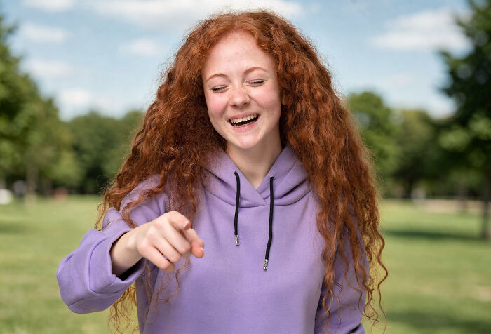 Wait, They Actually Shared These Jaw-Dropping Moments of Realizing Someone Was NOT Who You Thought?