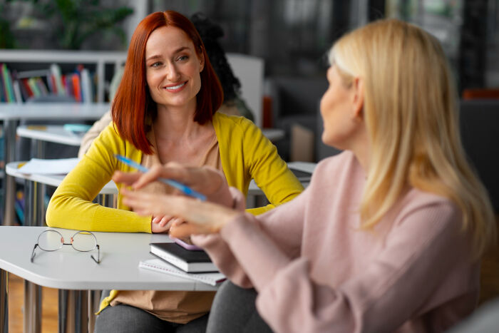 Wait, They Actually Shared These Jaw-Dropping Moments of Realizing Someone Was NOT Who You Thought?