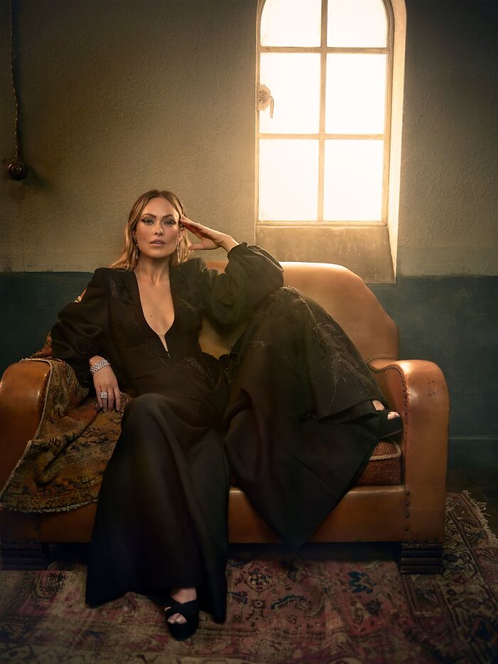 Hollywood’s Chill Zone: 50 Celebs Unplugged In One Epic Room