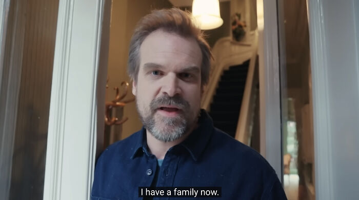 David Harbour’s AD Home Tour Is Accidentally A Cheating Scandal Preview