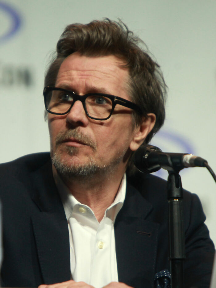 Gary Oldman: The Ultimate Acting Chameleon, 68