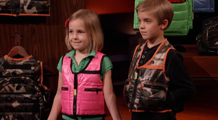 Vestpakz: Backpacks That Double as Vests For Kids