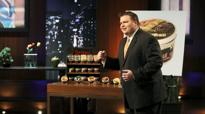 Man Candles: Smells Like Bacon, Beer, and… Flatulence?