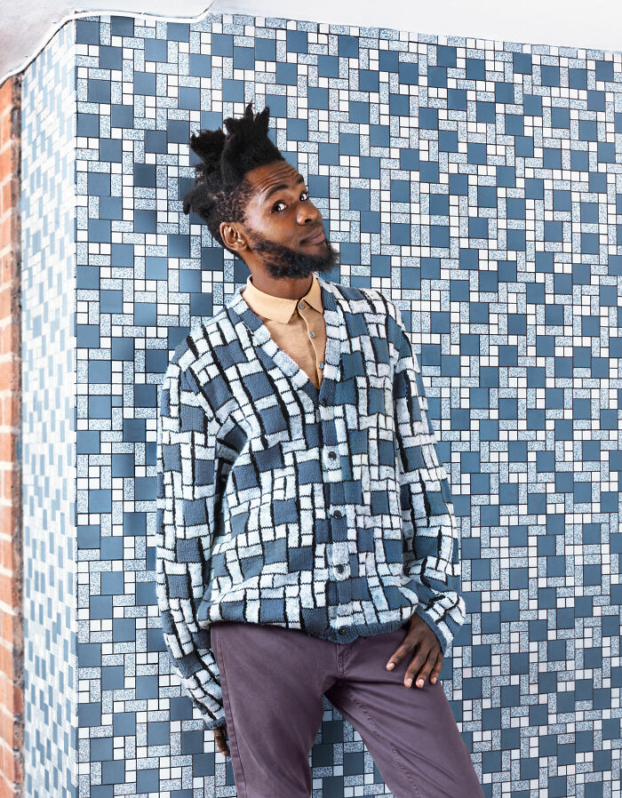 These Hand-Knitted Jumpers Make People Totally Vanish Into Their Backgrounds—You’ve Gotta See It!