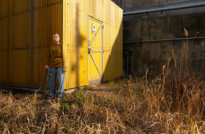 These Hand-Knitted Jumpers Make People Totally Vanish Into Their Backgrounds—You’ve Gotta See It!