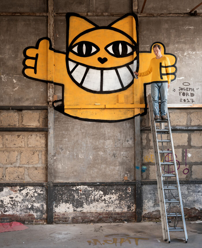 These Hand-Knitted Jumpers Make People Totally Vanish Into Their Backgrounds—You’ve Gotta See It!