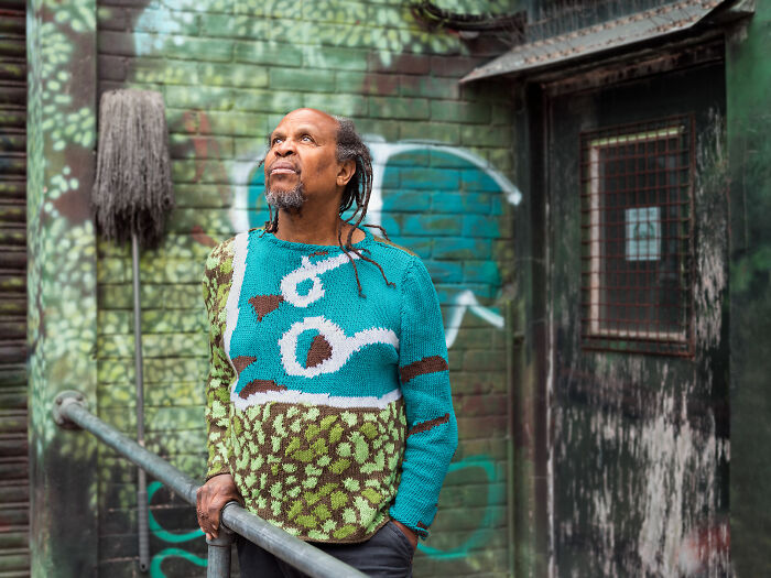 These Hand-Knitted Jumpers Make People Totally Vanish Into Their Backgrounds—You’ve Gotta See It!