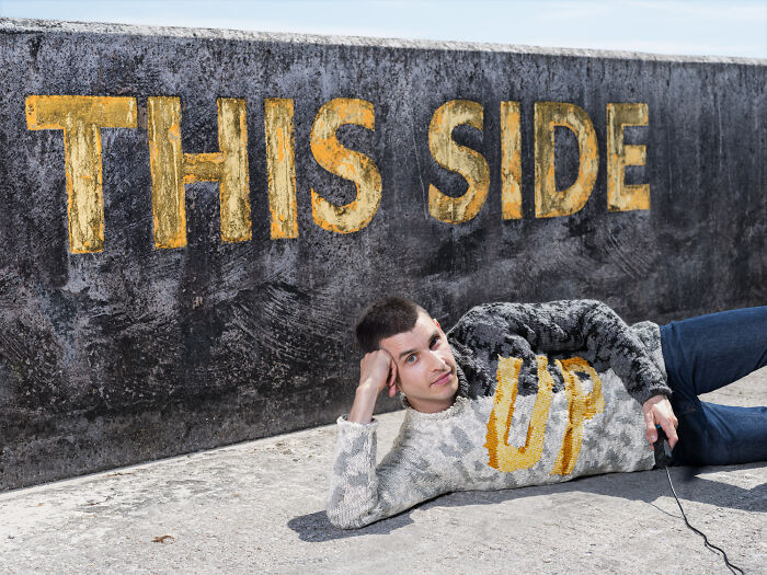 These Hand-Knitted Jumpers Make People Totally Vanish Into Their Backgrounds—You’ve Gotta See It!