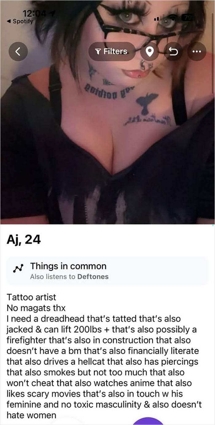 Oops! These Dating Profiles Are So Cringey, You'll Laugh (or Cry) Out Loud