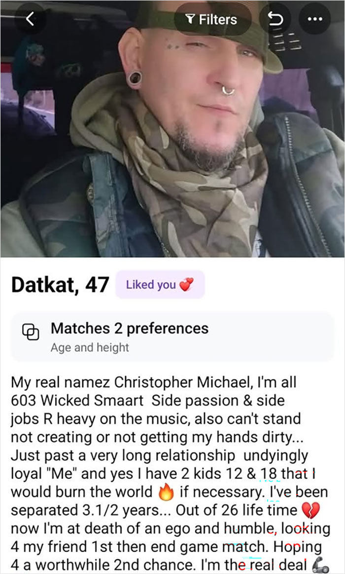 Oops! These Dating Profiles Are So Cringey, You'll Laugh (or Cry) Out Loud