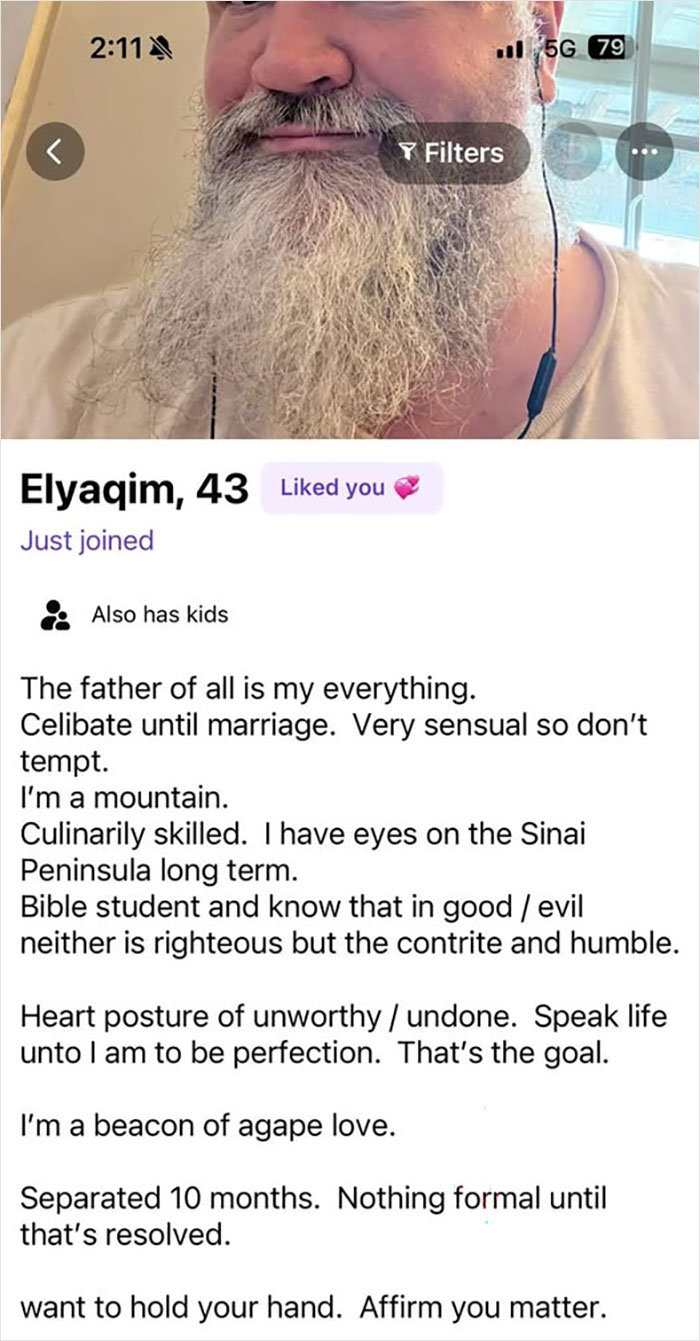 Oops! These Dating Profiles Are So Cringey, You'll Laugh (or Cry) Out Loud