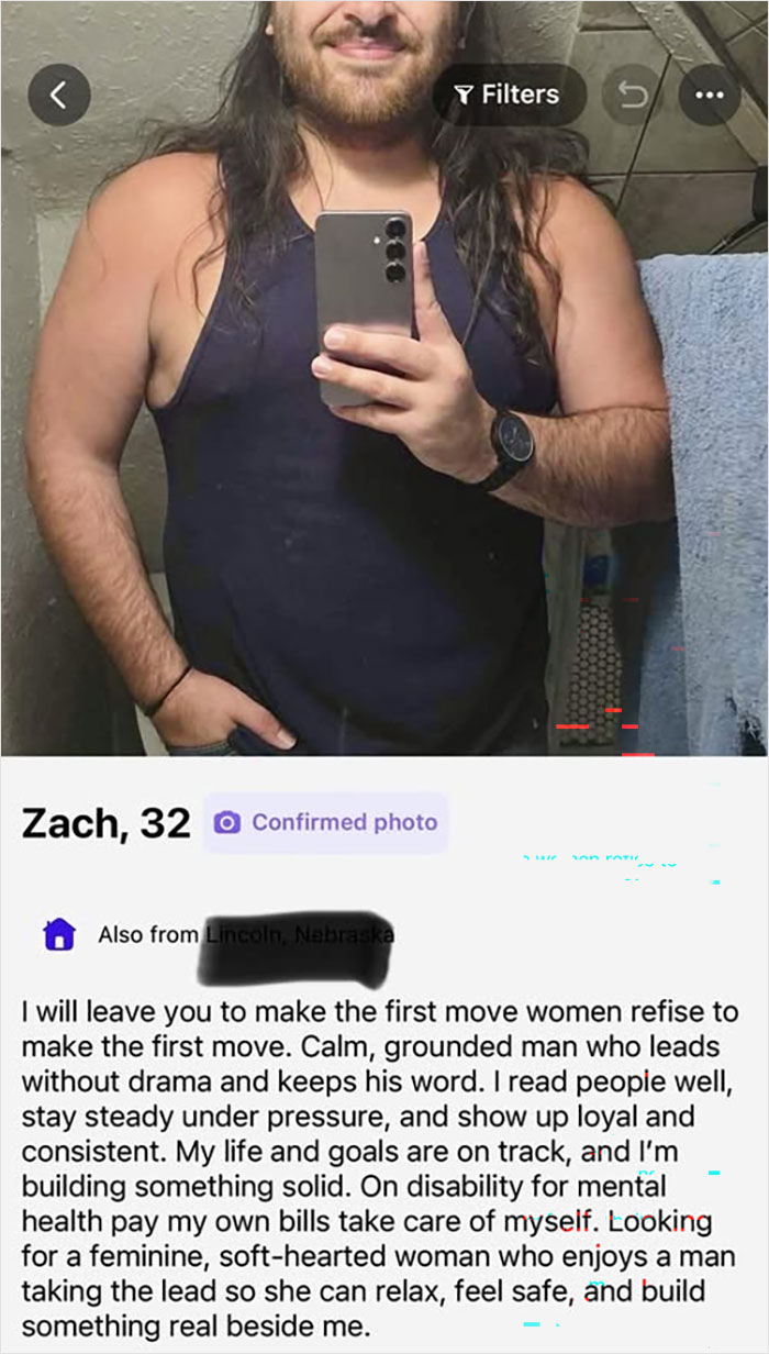 Oops! These Dating Profiles Are So Cringey, You'll Laugh (or Cry) Out Loud