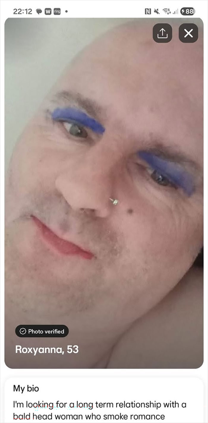 Oops! These Dating Profiles Are So Cringey, You'll Laugh (or Cry) Out Loud