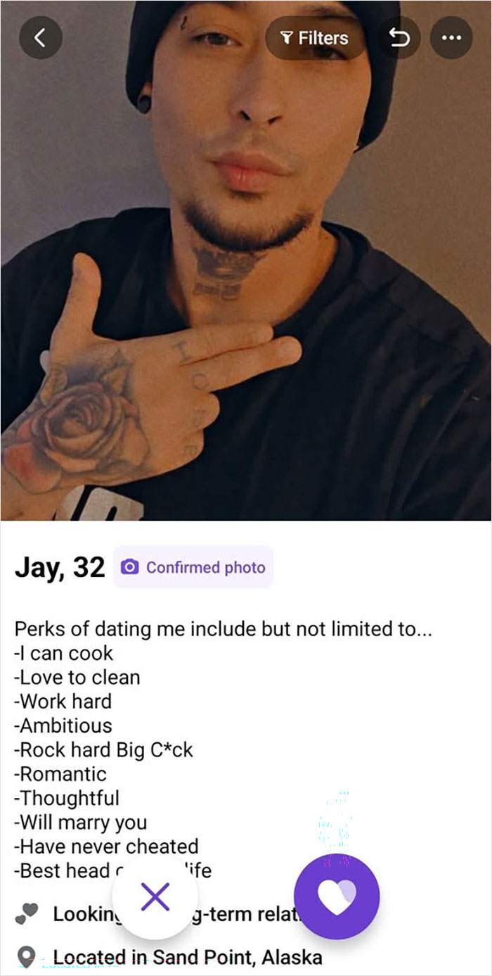 Oops! These Dating Profiles Are So Cringey, You'll Laugh (or Cry) Out Loud
