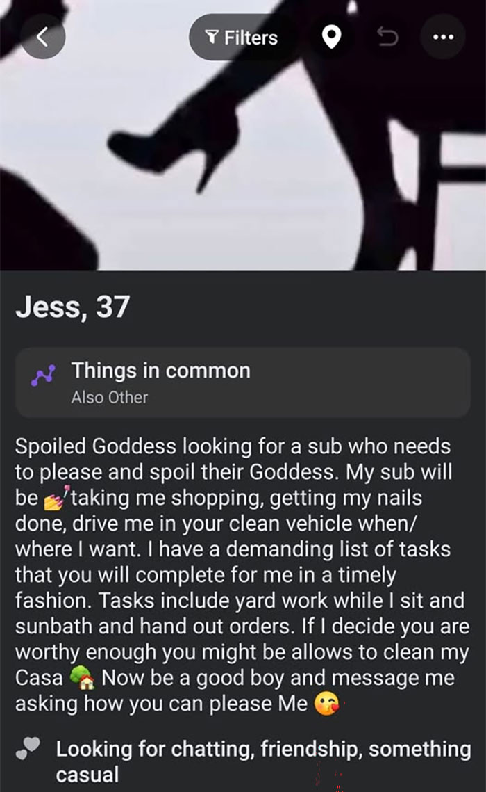 Oops! These Dating Profiles Are So Cringey, You'll Laugh (or Cry) Out Loud