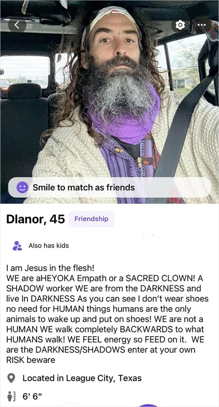 Oops! These Dating Profiles Are So Cringey, You'll Laugh (or Cry) Out Loud