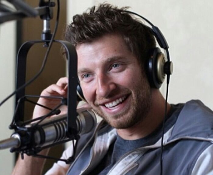 Brett Eldredge: The Country Crooner, 40