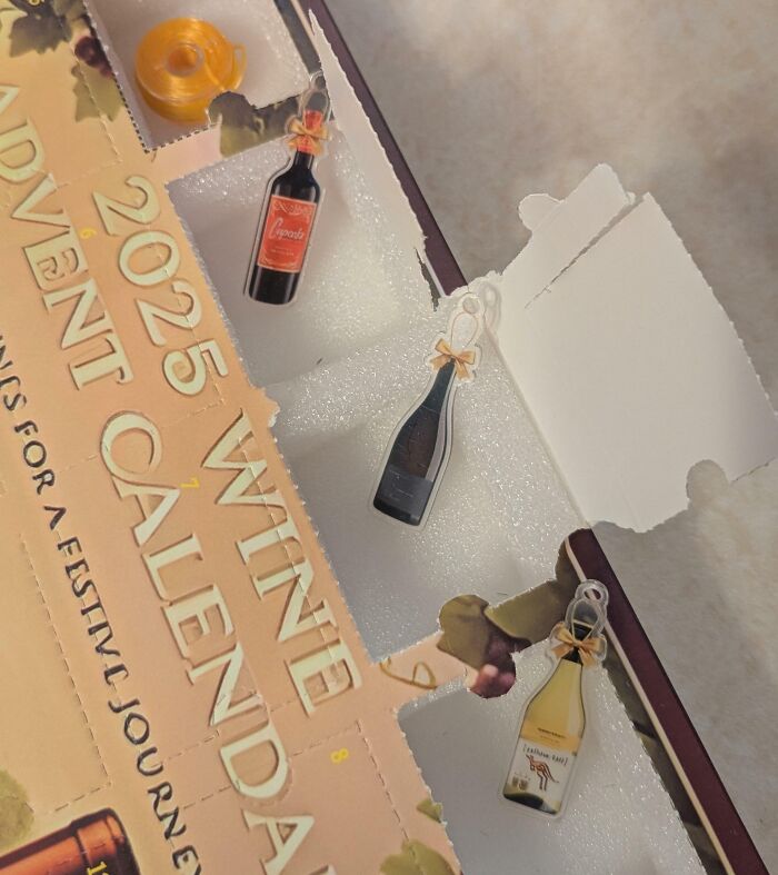 Wine Advent Calendar Fail: Just Tiny Plastic Pieces, No Wine