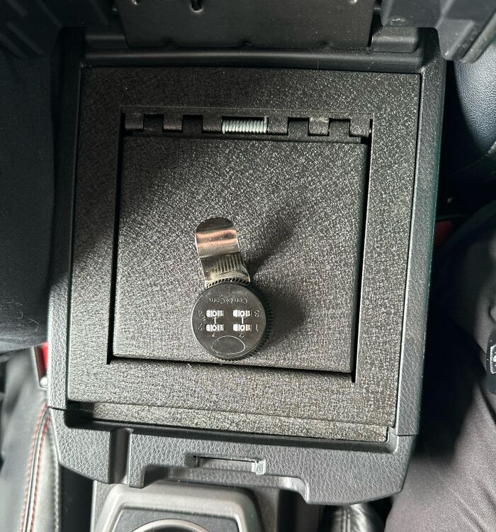 Dealership Sold Me a Truck With a Locked Console Safe I Can’t Open