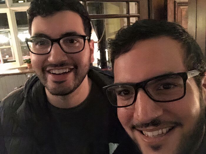 Stand-Up Comedian Friend Met His Doppelganger—Same Style, Same Vibes