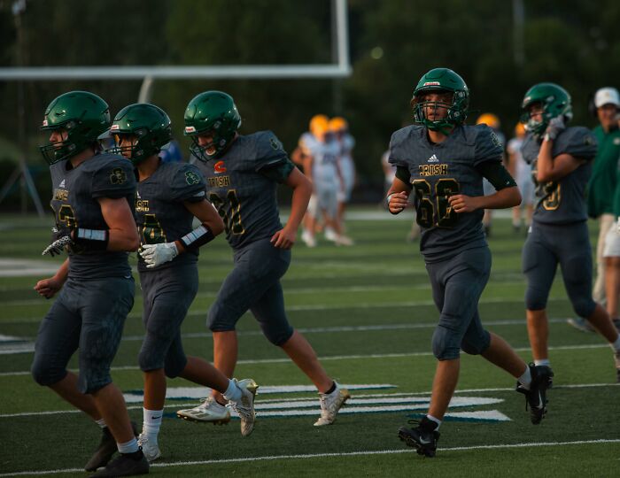 Wait, They Actually Ranked That?! 17 Insane Instant Karma Stories From A Childhood Bully Showdown