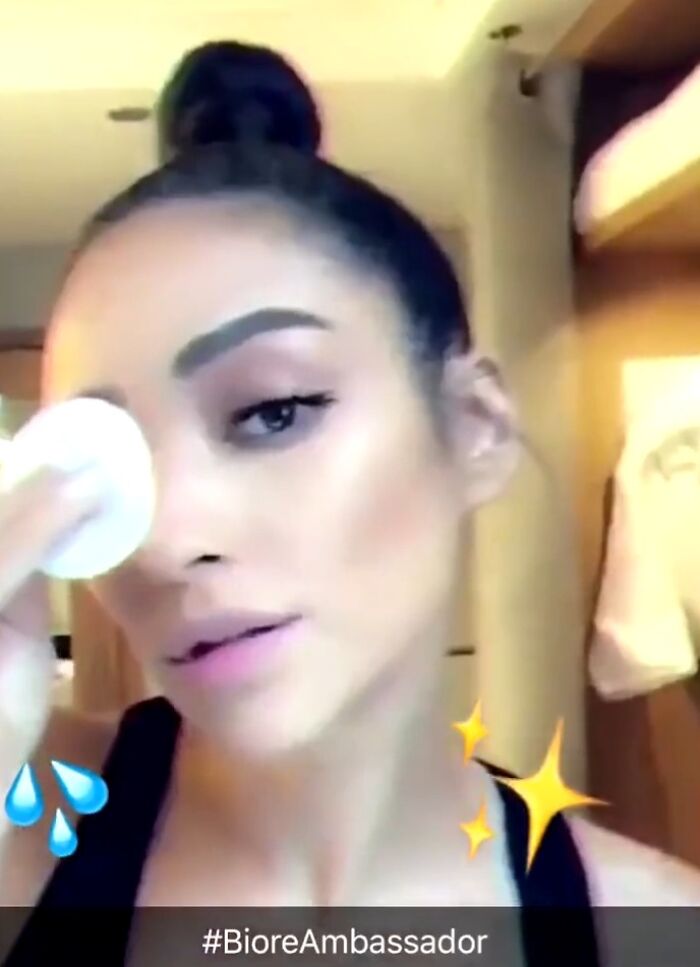 Shay Mitchell’s Makeup Magic