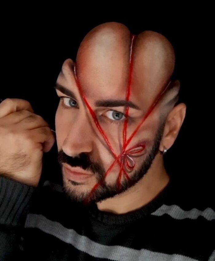 Wait, This Artist Painted 3D Illusions on Himself And It’s Mind-Blowing!