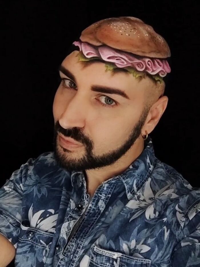 Wait, This Artist Painted 3D Illusions on Himself And It’s Mind-Blowing!