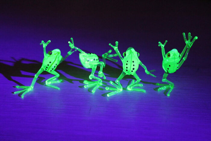 Rate These Uranium Glass Frog Figurines I Made—Glow or No Glow?
