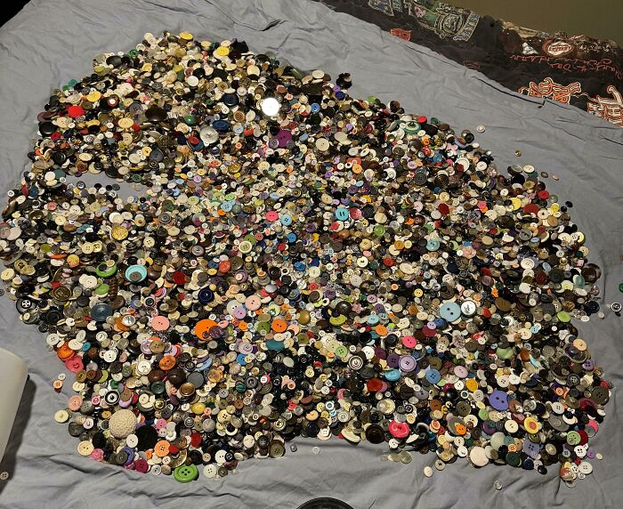 Button Hoarder Confesses: No Purpose But So Satisfying