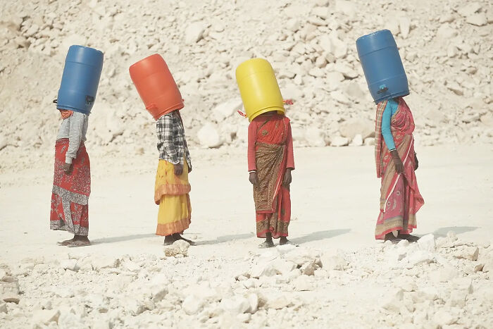 Colorful Burden by Somenath Mukhopadhyay – A Splash of Life