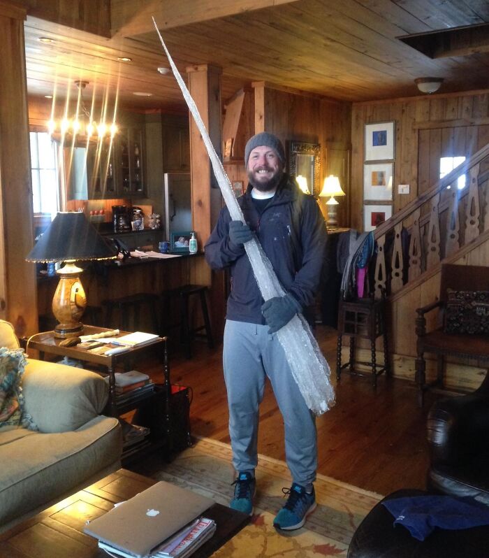 Future Mother-In-Law Confused By The Icicle Buddy—But This Guy's Happy!