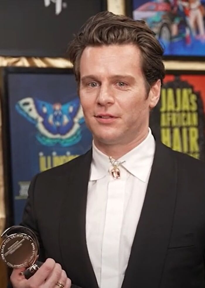 Jonathan Groff: Broadway Star and Screen Charmer, 41