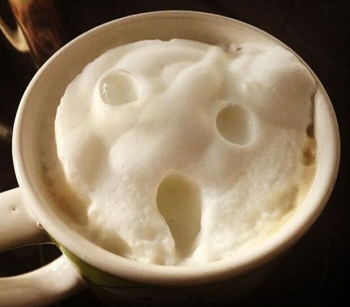 Wait Until You See These 33 Coffee Foams That Accidentally Got a Personality