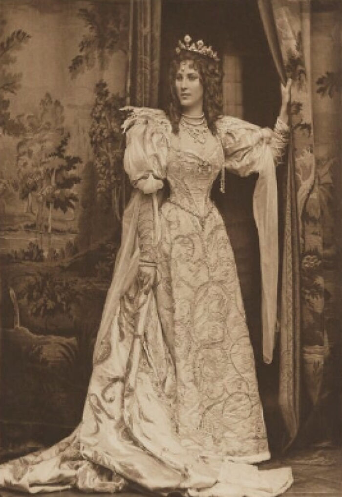 Duchess Of Portland Channeling Old-School Royalty At The 1897 Devonshire Ball