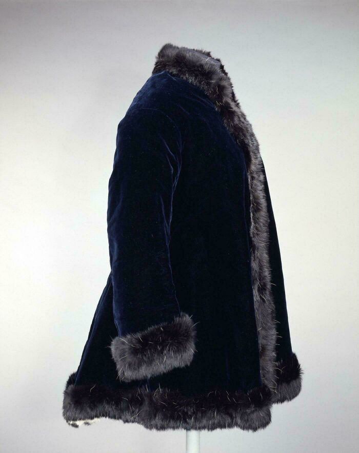 Women’s Half-Mourning Jacket Made Of Velvet And Fur, 1880s