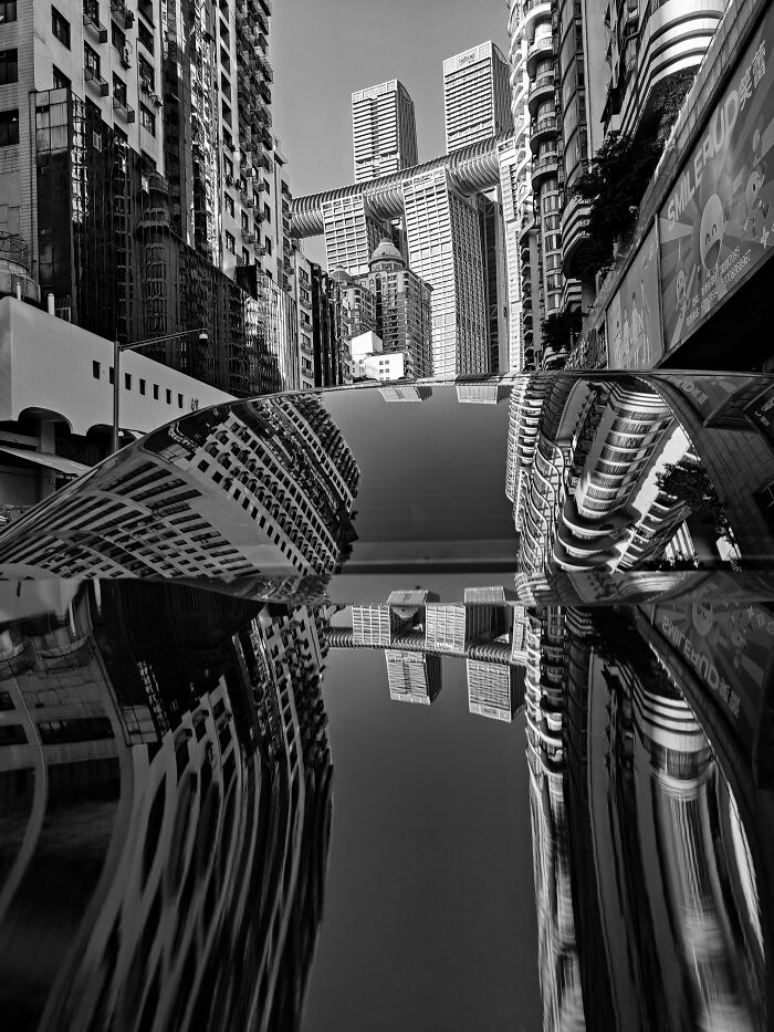 Honorable Mention, Architecture: 'The Dance Of Black And White' by Kuanglong Zhang