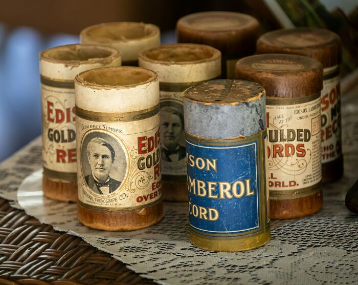 Wait, They Actually Ranked That?! 41 People We Used to Idolize Until the Truth Crashed the Party