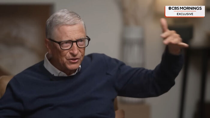 Wait, They Actually Ranked That?! 41 People We Used to Idolize Until the Truth Crashed the Party