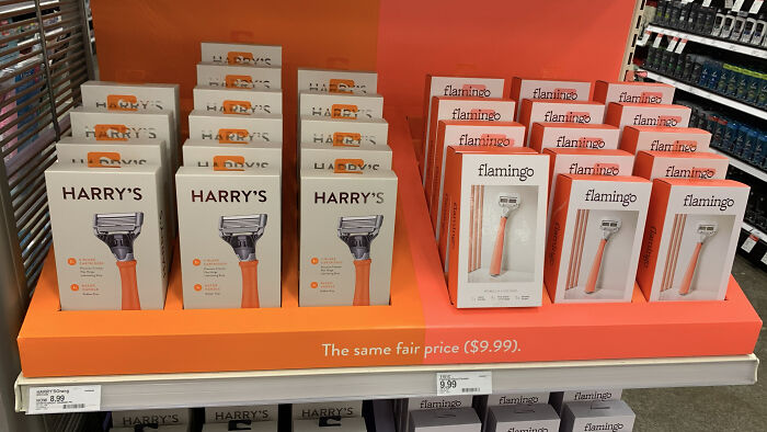 Same Razors, Different Price: Men’s Design Is $1 Cheaper. Hmm.