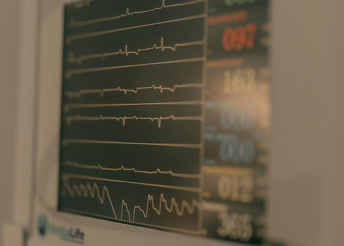 Night Shift Nurses Spill: The Weirdest Stuff They’ve Seen at Work