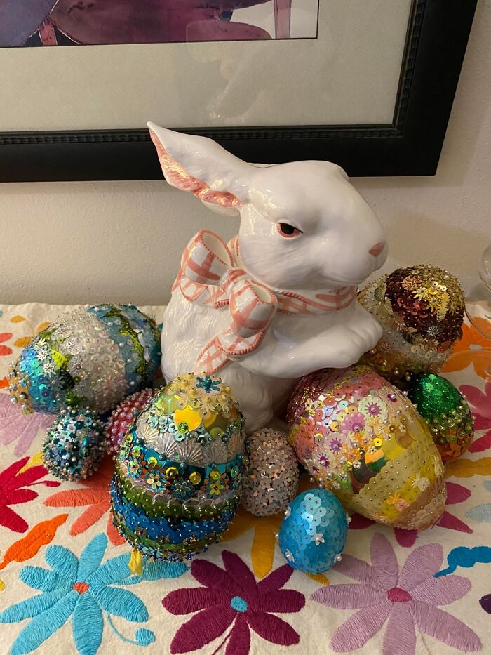 20 Egg Decorating Hacks That Make Basic Dye Kits Look Boring