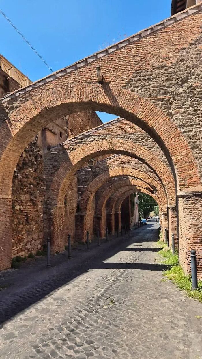 The Secret Roman Houses Buried Beneath Rome