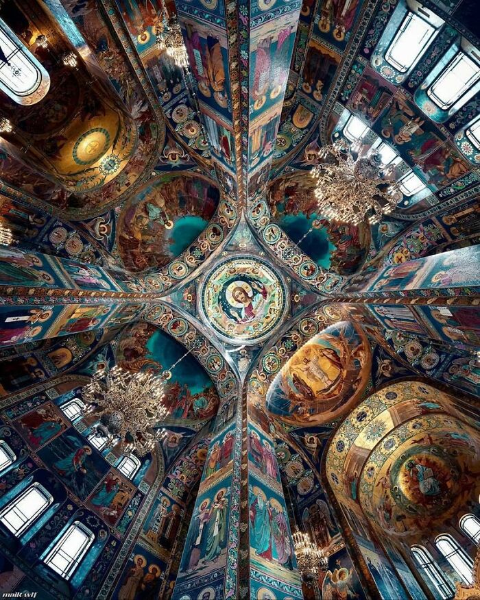 St. Petersburg’s Church Of The Savior On Spilled Blood: Drama In Every Dome