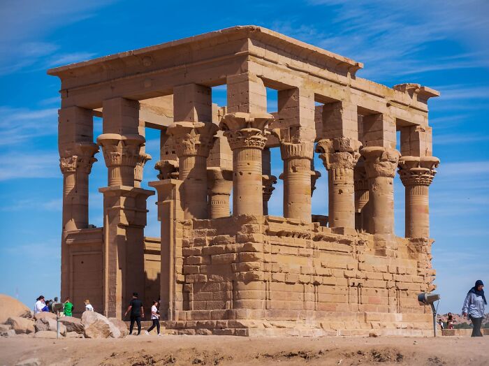 Pharaoh’s Bed: The Hypaethral Temple In Egypt