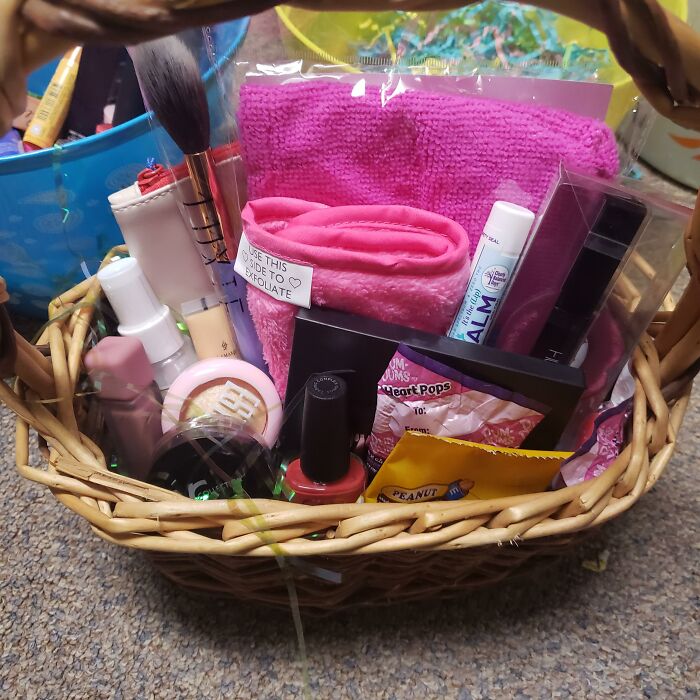 The Teen Glow-Up Basket