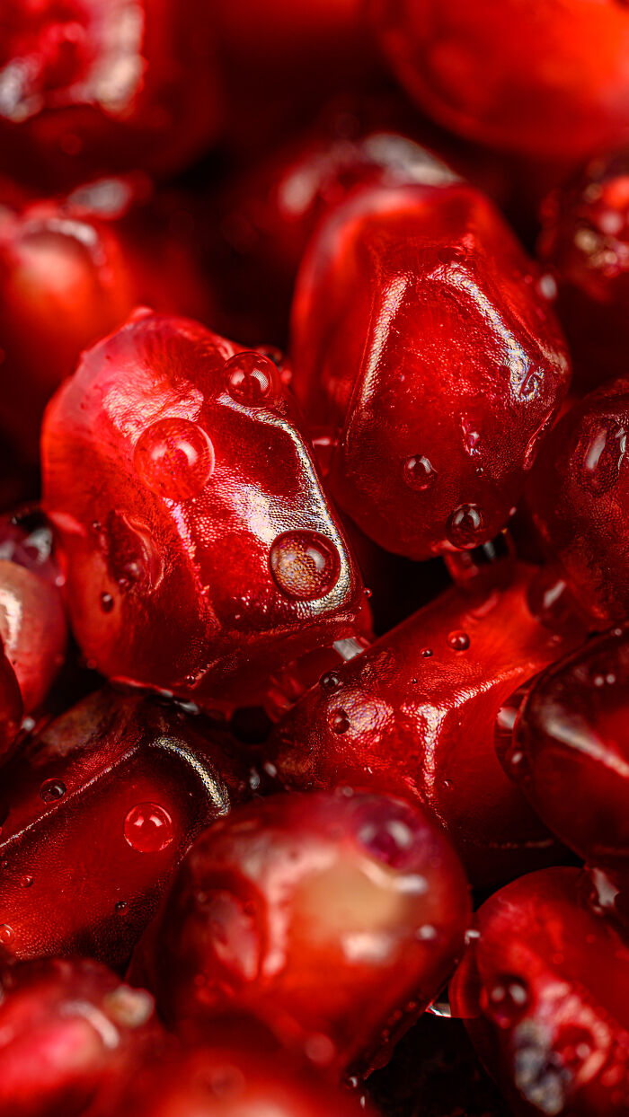 Pomegranate Seeds That Are Basically Liquid Rubies