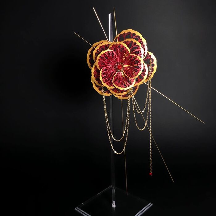 Wait, This Artist Turns Paper Into Insane 3D Sculptures That Will Blow Your Mind!