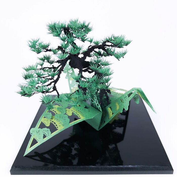 Wait, This Artist Turns Paper Into Insane 3D Sculptures That Will Blow Your Mind!