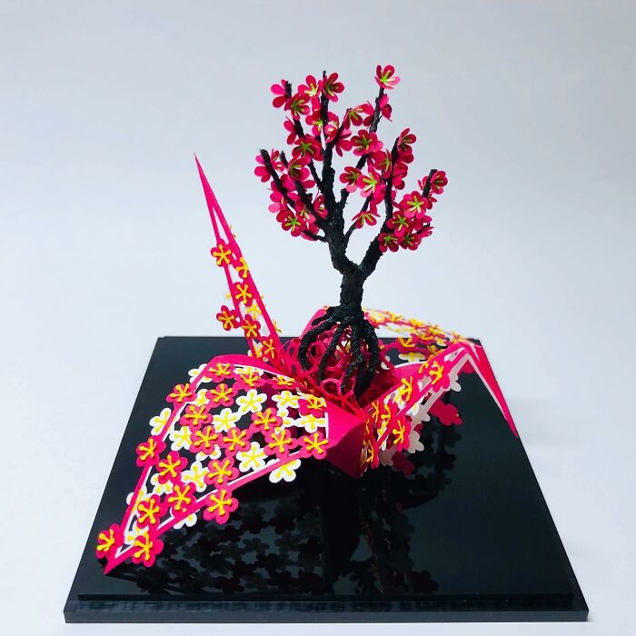 Wait, This Artist Turns Paper Into Insane 3D Sculptures That Will Blow Your Mind!